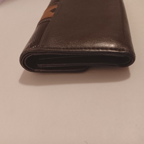 Preloved mcm wallet (unisex) - Picture 9 of 14